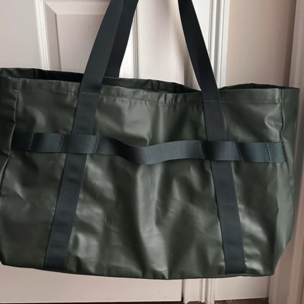 Away Travel Bag